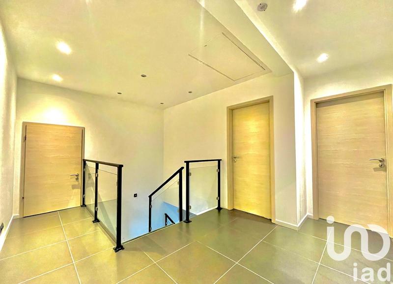 Maison - 141 m² - 6 pièces