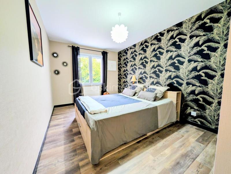 Maison traditionnelle - 174 m² - 6 pièces