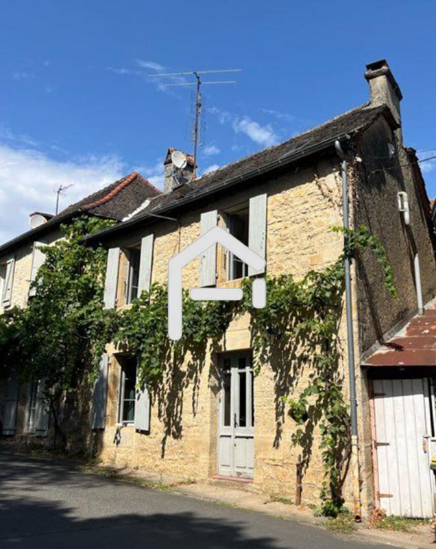 Maison en pierre - 80 m² - 5 pièces
