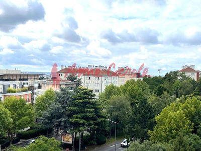 Appartement - 75 m² - 4 pièces