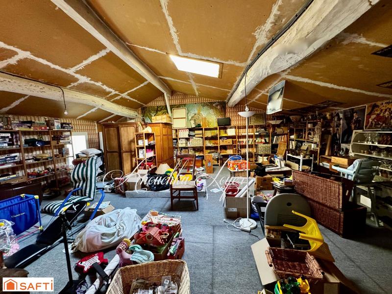 Maison - 292 m² - 9 pièces