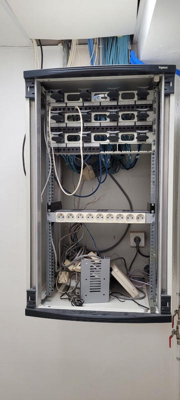 Bureau - 355 m² - 17 pièces