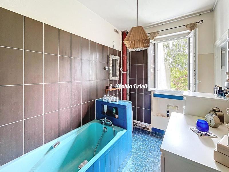 Appartement - 110 m² - 5 pièces