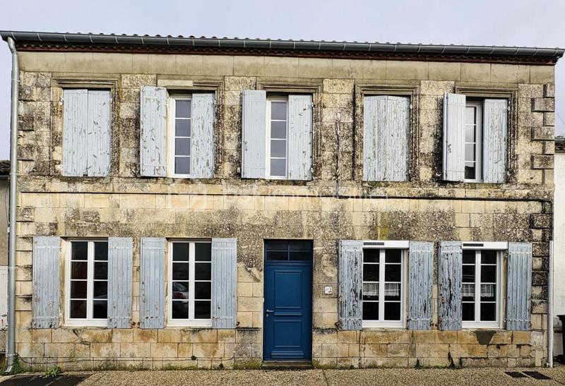 Maison - 190 m² - 6 pièces