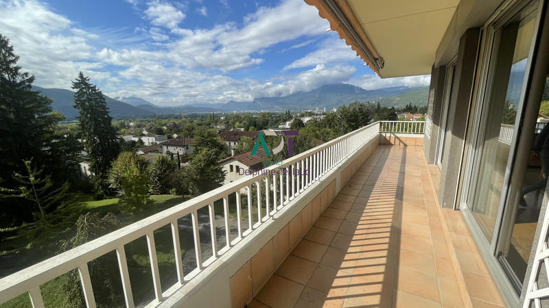 Appartement - 123 m² - 4 pièces