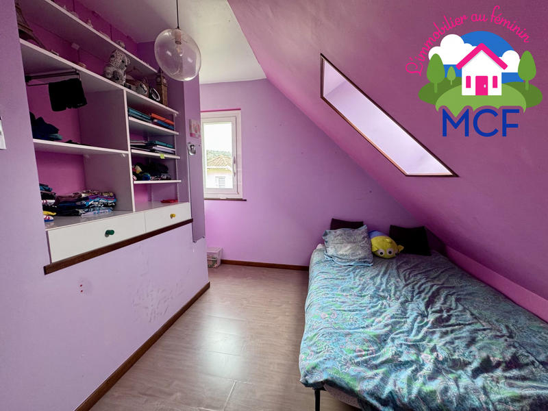 Maison - 93 m² - 5 pièces