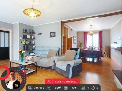 Maison - 91 m² - 6 pièces