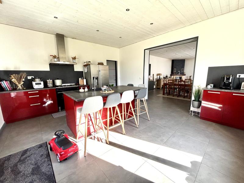 Maison - 175 m² - 5 pièces