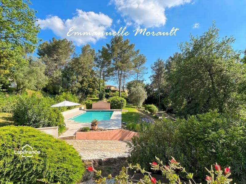 Villa - 210 m² - 7 pièces