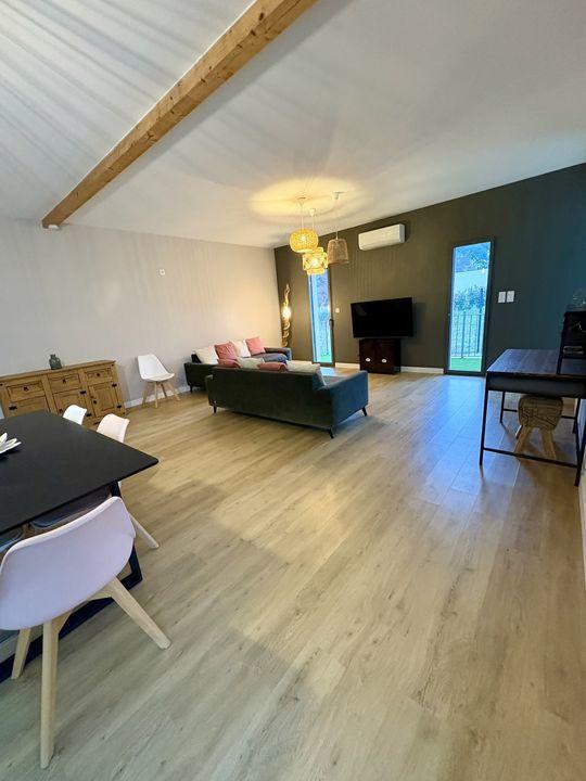 Maison - 128 m² - 4 pièces