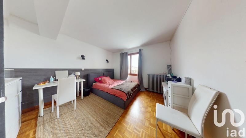 Maison - 193 m² - 11 pièces