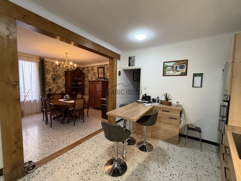 Maison de village - 140 m² - 7 pièces