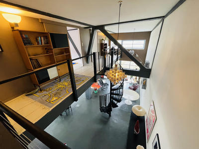 Appartement - 159 m² - 5 pièces