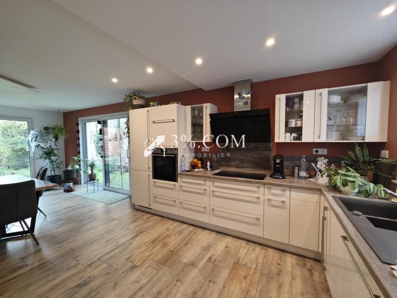 Maison - 160 m² - 6 pièces