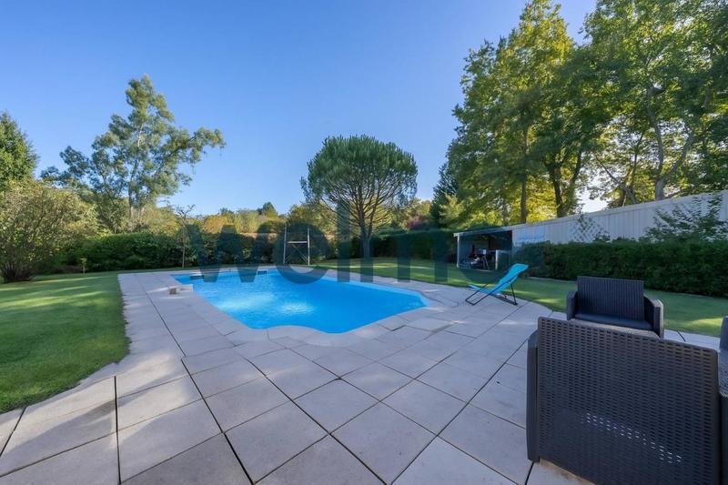 Maison - 168 m² - 5 pièces