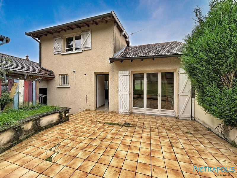 Maison - 84 m² - 4 pièces