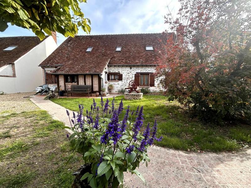 Maison ancienne - 172 m² - 10 pièces