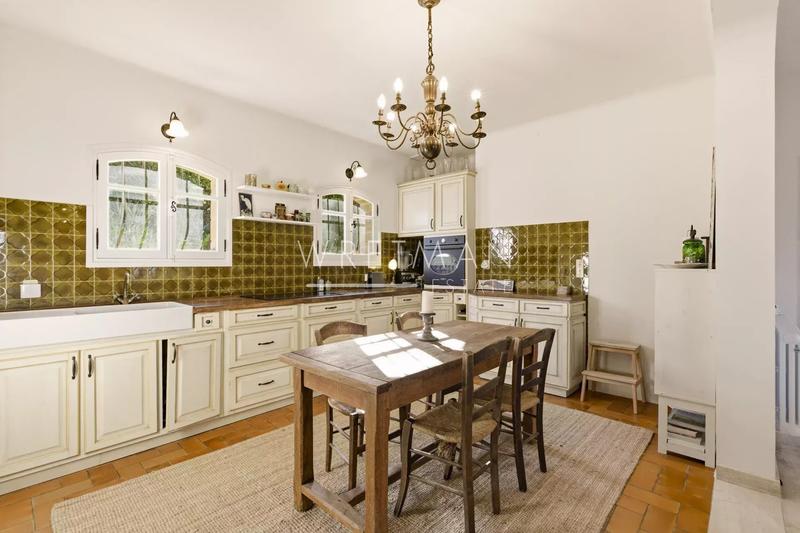 Maison - 164 m² - 6 pièces