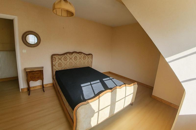 Maison - 110 m² - 6 pièces