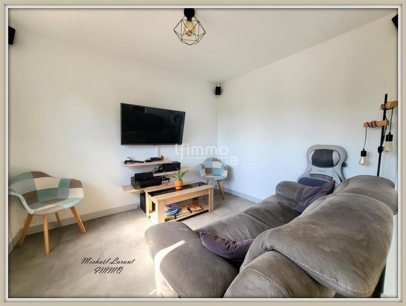 Maison - 96 m² - 4 pièces