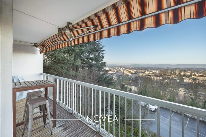 Appartement - 136 m² - 5 pièces