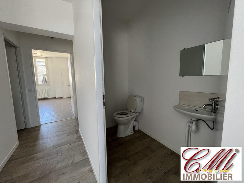 Local commercial - 49 m² - 2 pièces