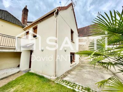 Maison - 75 m² - 4 pièces