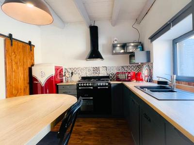 Maison - 93 m² - 3 pièces