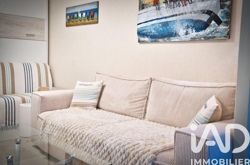 Studio - 25 m² - 1 pièce