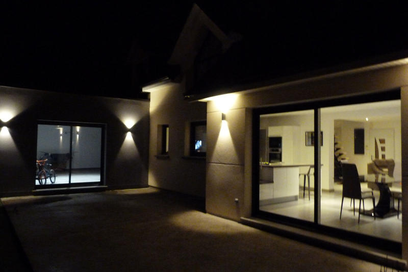 Maison - 201 m² - 9 pièces