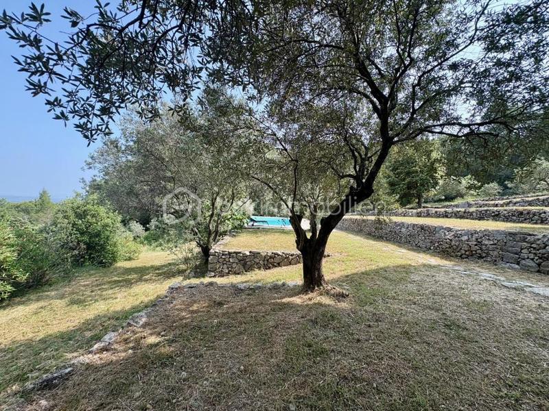 Mas - 135 m² - 5 pièces