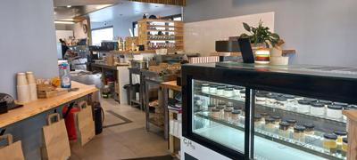 Magasins - 174 m² - 5 pièces