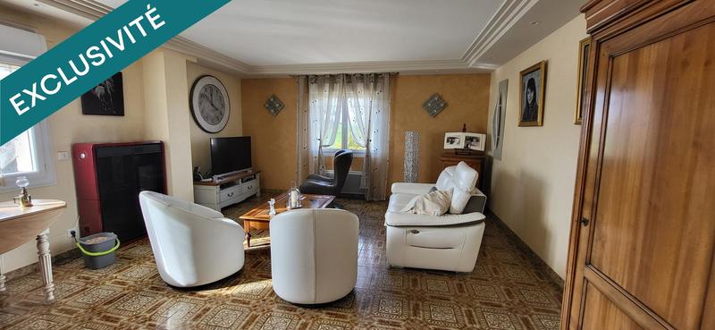 Maison - 230 m² - 10 pièces