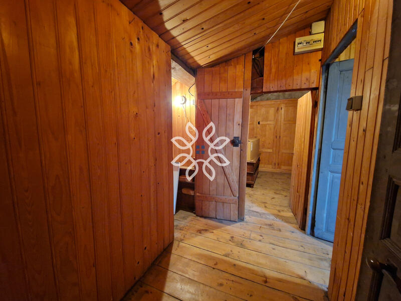 Maison - 102 m² - 5 pièces