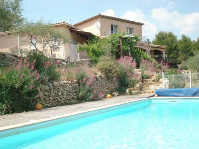 Villa - 197 m² - 7 pièces