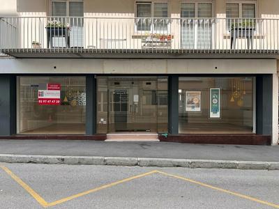 Local commercial - 97 m²