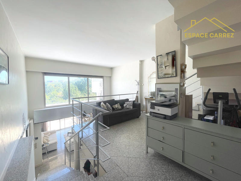 Maison - 200 m² - 5 pièces