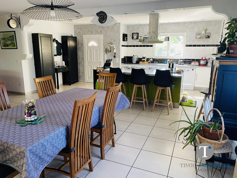 Maison contemporaine - 114 m² - 5 pièces