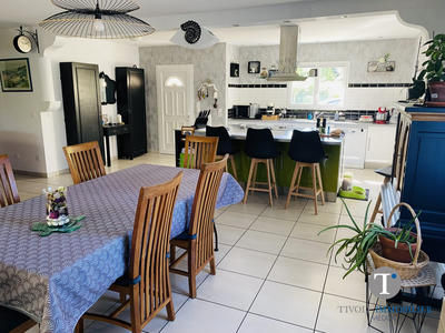 Maison contemporaine - 114 m² - 5 pièces