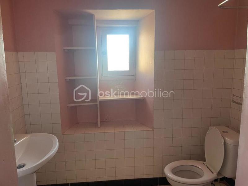 Maison - 90 m² - 6 pièces