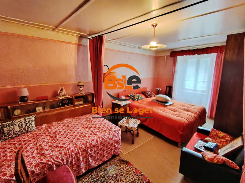 Maison - 75 m² - 5 pièces