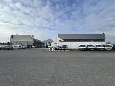 Local d'activités - 6 820 m²