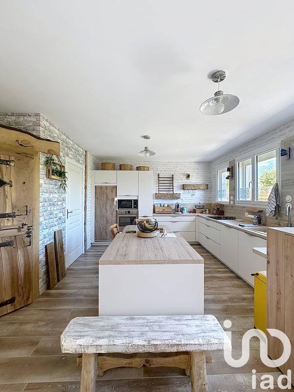 Maison - 155 m² - 5 pièces