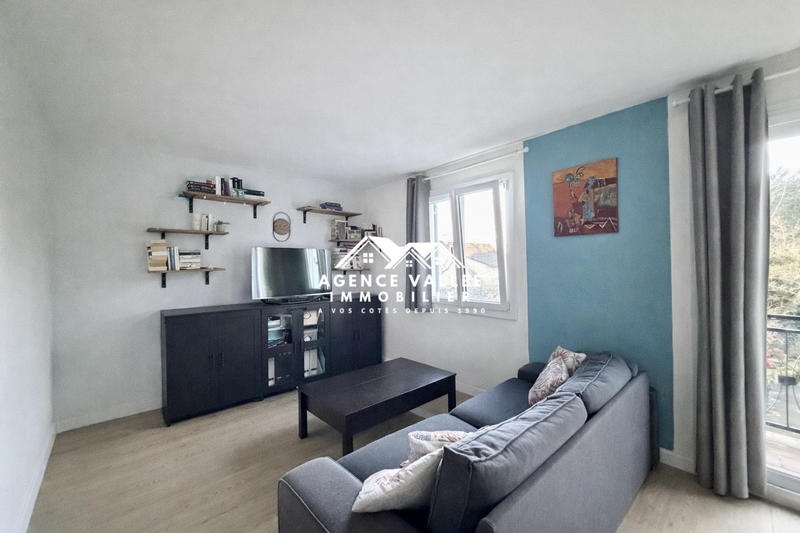 Maison - 82 m² - 5 pièces