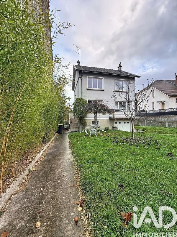 Maison - 90 m² - 4 pièces