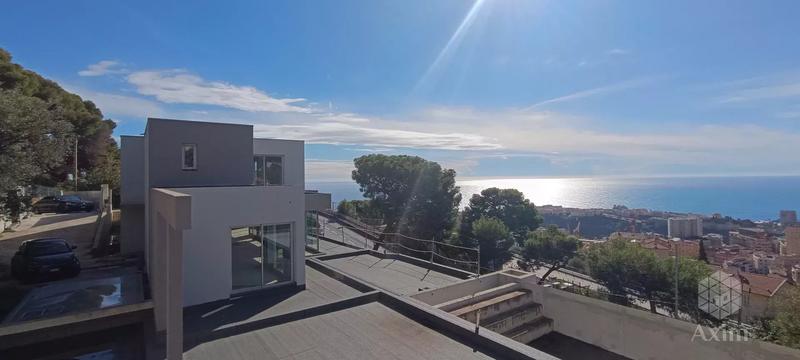 Villa - 643 m² - 9 pièces