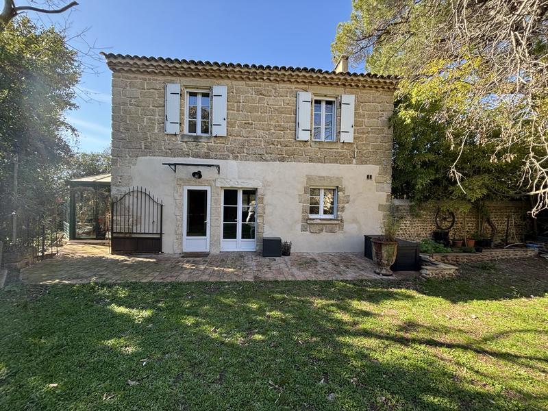 Mas - 342 m² - 15 pièces