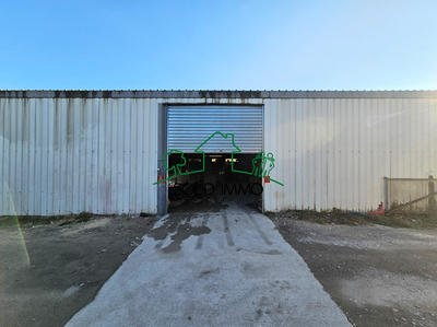 Local d'activités - 648 m²
