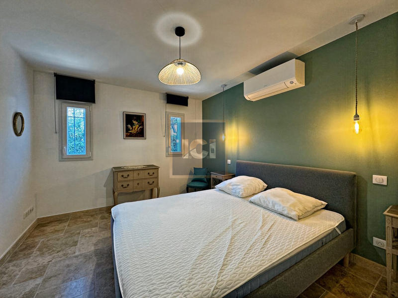 Maison - 167 m² - 7 pièces