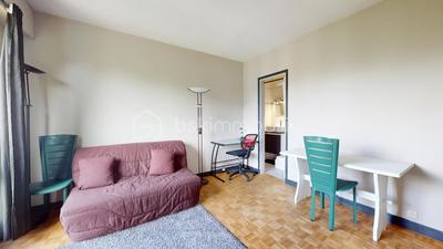 Studio - 25 m² - 1 pièce